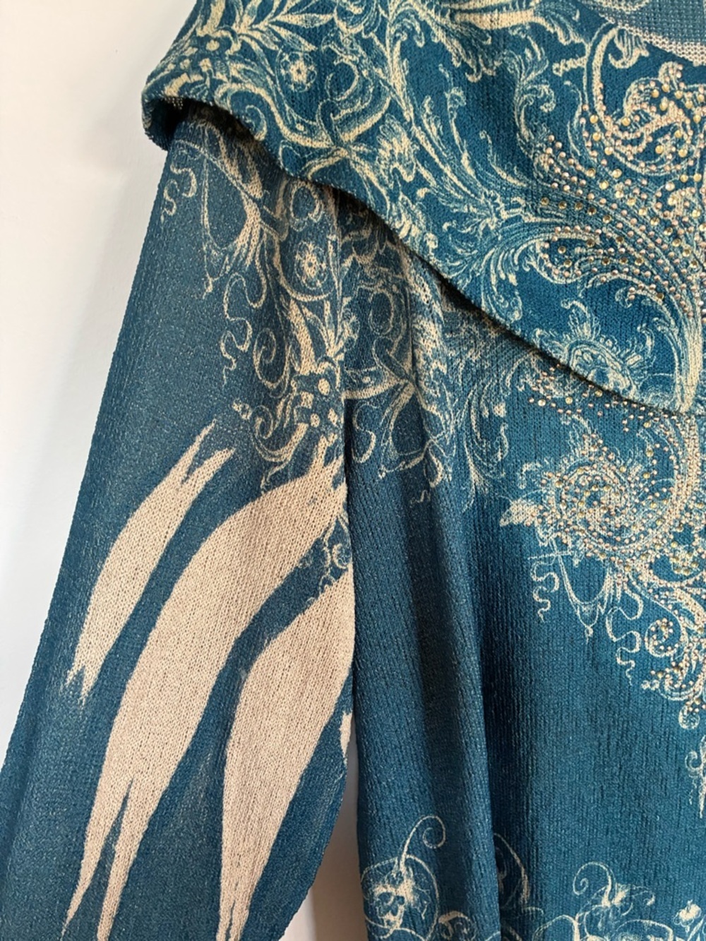Reba Cowl Neck Knit Rhinestone Top 3X Blue Graphic Western Cowgirl - Picture 8 of 10